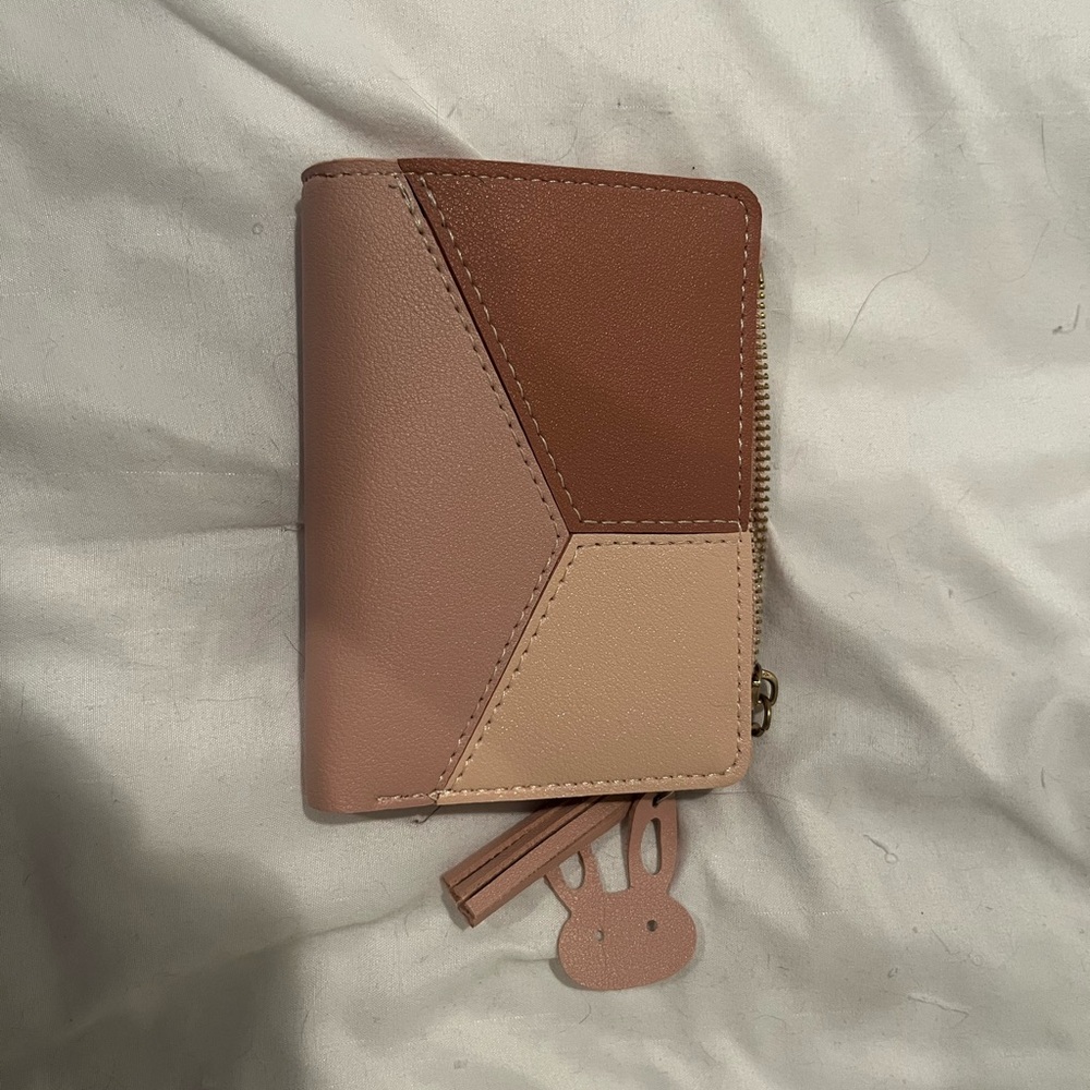 Geometric Tri-Color Wallet with Zipper